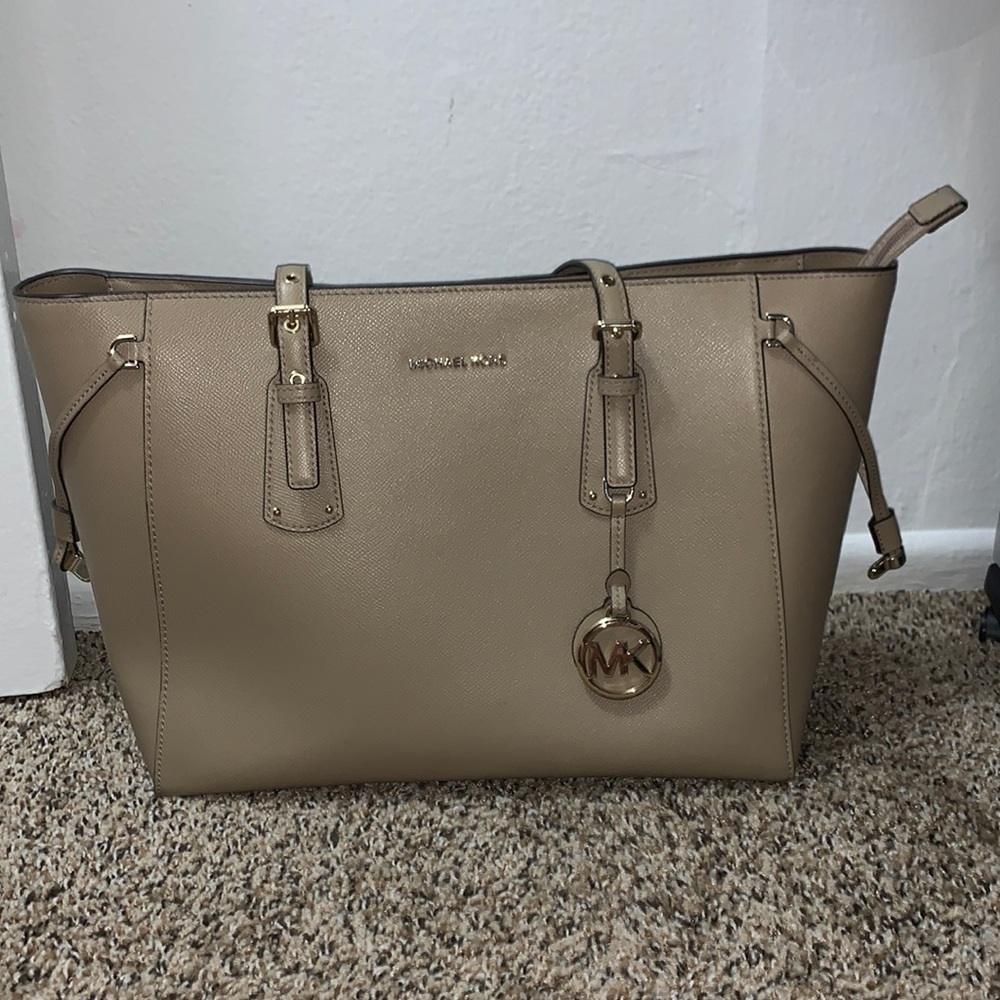 Michael Kors Voyager Handbag